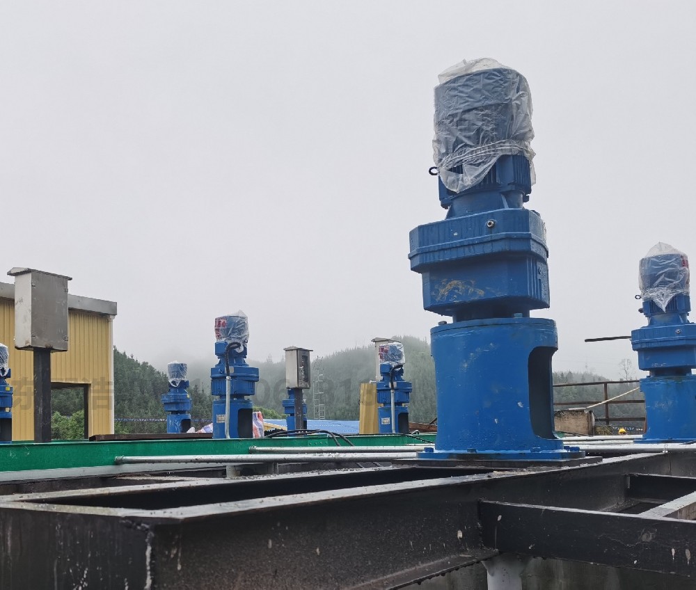 頂入式攪拌裝置